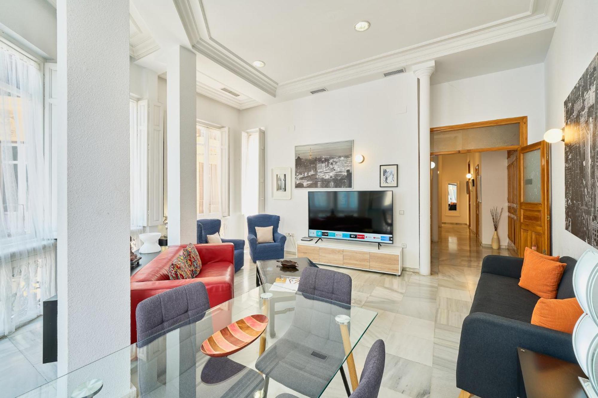 Boutique Suites Echegaray Малага Экстерьер фото